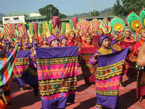 t'nalak pronunciation|South Cotabato celebrates T'nalak Festival .